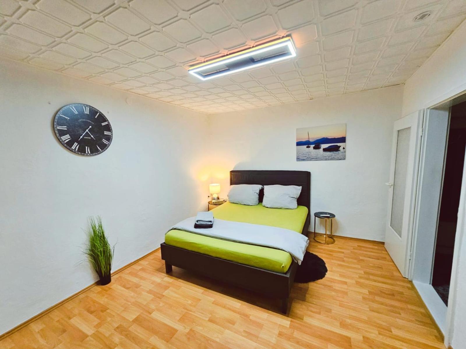 B&R Ferienhaus In Der Naehe Des Flughafens Nürnberg Eksteriør billede